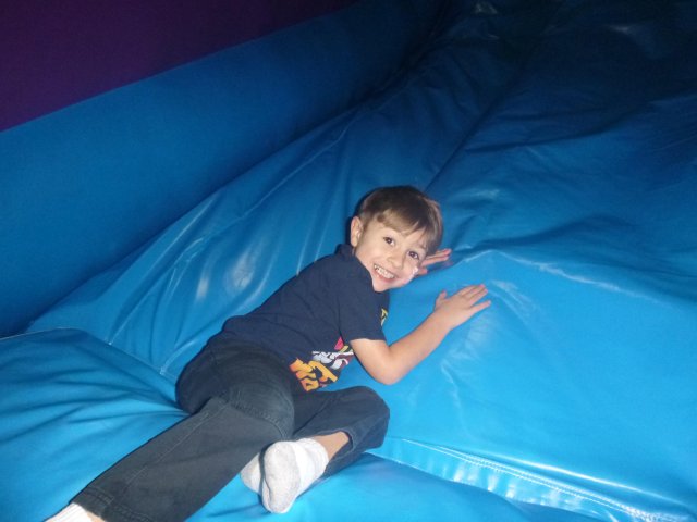 20161203153321-VQ2EXQSWTPYJJ6BM-P1130209