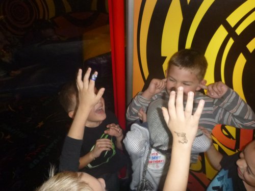 20161203153323-VQ2EXQSWTPYJJ6BM-P1130219