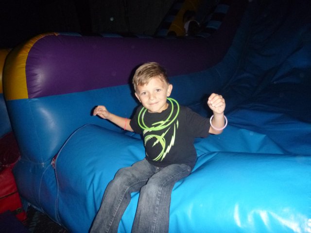 20161203153326-VQ2EXQSWTPYJJ6BM-P1130241